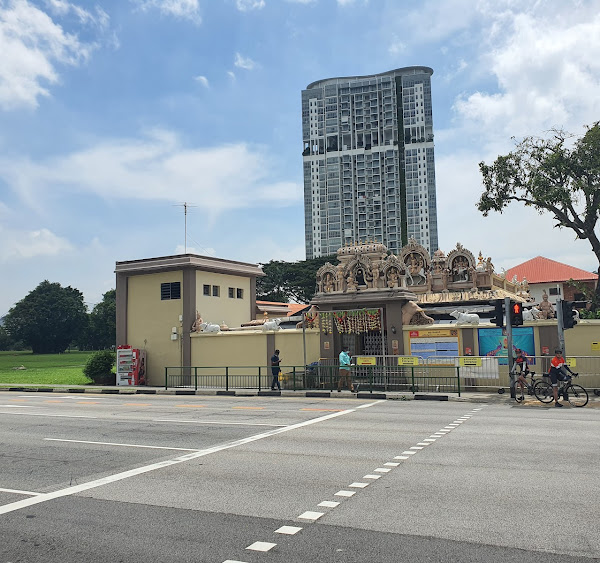 ஸ்ரீ மன்மத காருணீஸ்வரர் கோயில், சிங்கப்பூர்