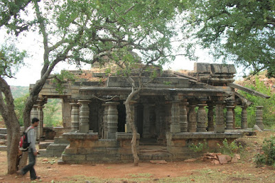 Hooli Tarakeshwara Shiva Temple-  Karnataka