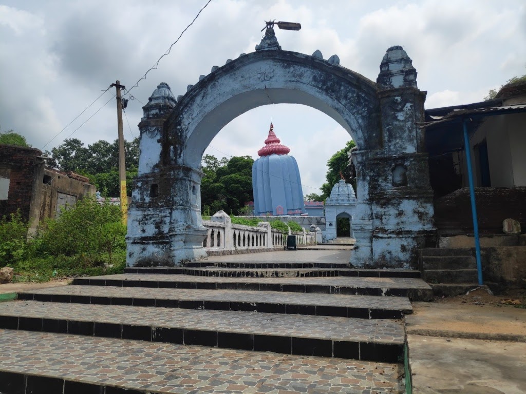 Huma Bimaleswar (Leaning) Temple-  Odisha