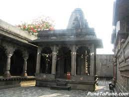 Toka Vishnu Temple, Maharashtra