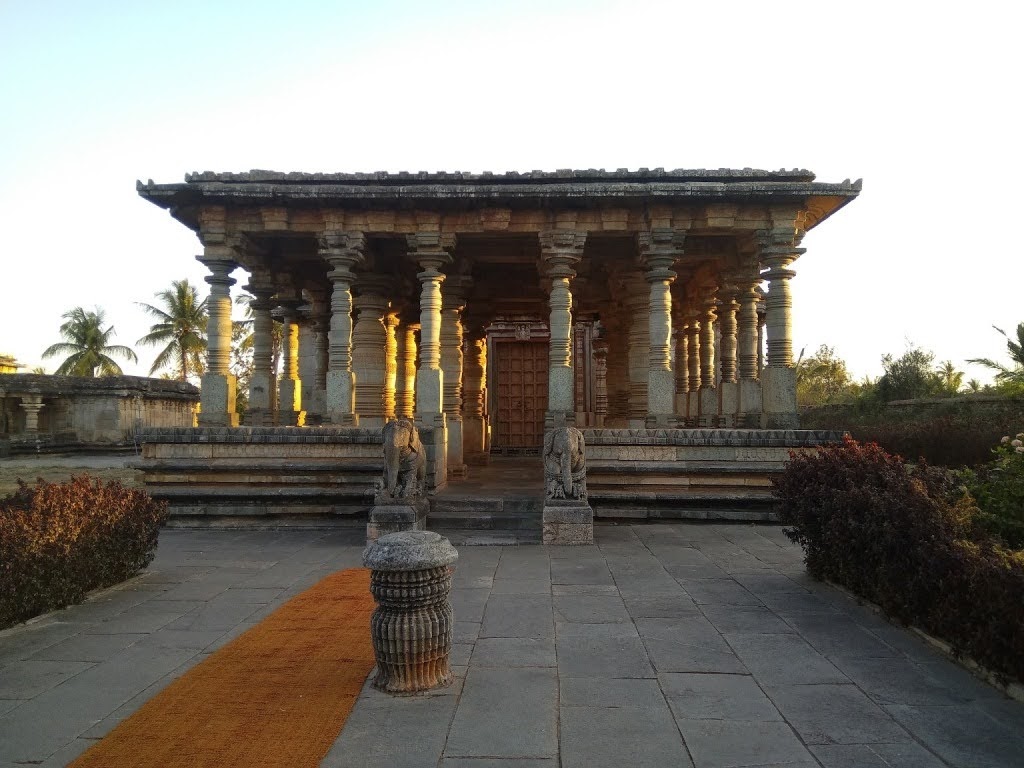 Halebidu Parshvanatha Jain Basadi – Karnataka