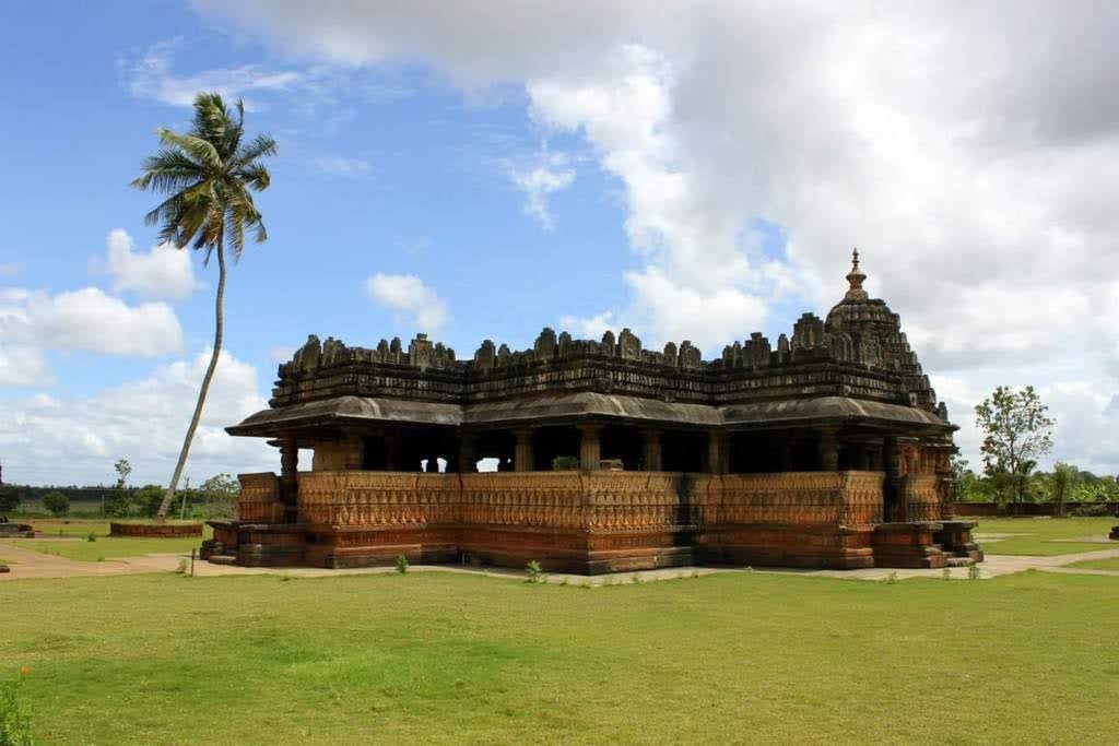 Kubatur Kaitabheshvara Temple – Karnataka