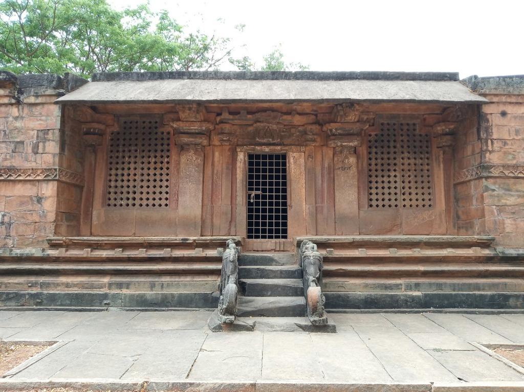Balligavi Somesvara Temple – Karnataka