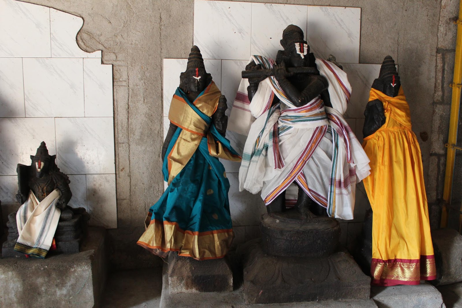 Athalanallur Gajendra Varadaraja Perumal Temple, Thirunelveli ...