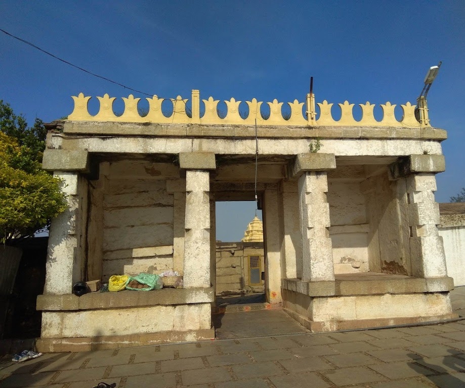 நந்தி மலை யோக நந்தீஸ்வரர் கோயில், கர்நாடகா