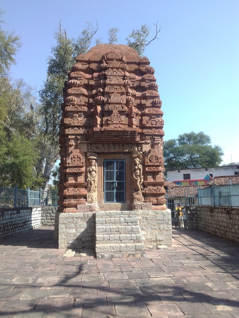 கரோத் ஆண்டாள் தேயூல் கோயில், சத்தீஸ்கர்