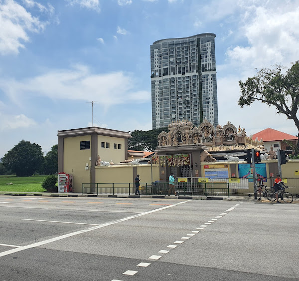 Sri Manmatha Karuneshvarar Temple – Singapore