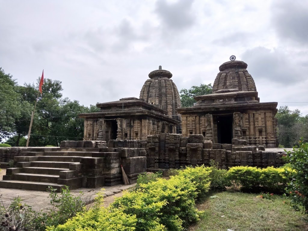 காந்தரடி இரட்டைக் கோயில்கள், ஒடிசா