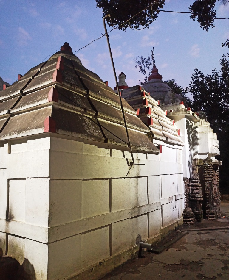 கோனார்க் திரிவேனீஸ்வரர் கோயில், ஒடிசா