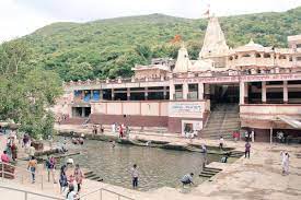 ஜுனாகத் ராதா தாமோதர் கோயில், குஜராத்