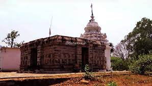 Mohangiri Dhabaleswar Shiva Temple, Odisha