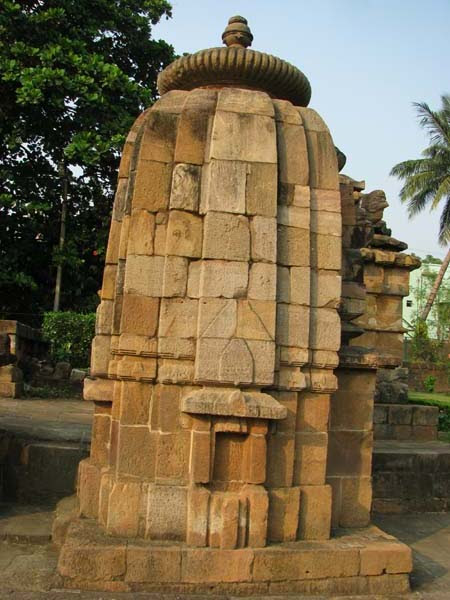 புவனேஸ்வர் சிவன் கோவில் எண் VI – ஒடிசா