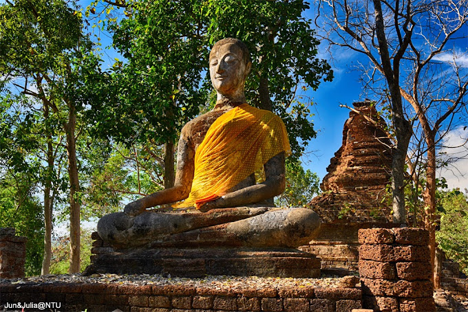 Wat Khao Phanom Phloeng, Thailand