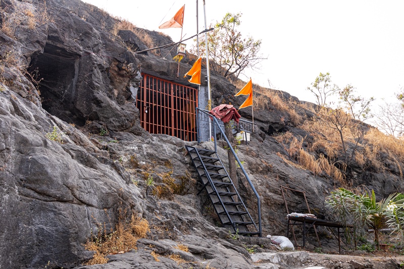 Pune Vrudeshwar Cave Mandir – Maharashtra