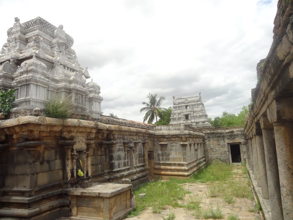 ஜம்பை ஜம்புஸ்கேஸ்வரர் (தான்தோன்றீஸ்வரர்) கோவில், திருவண்ணாமலை