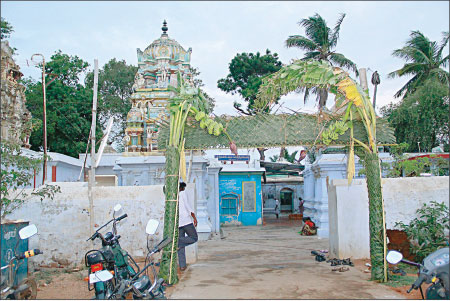 Irugur (Ondiputhur) Neelakandeswarar Temple, Coimbatore