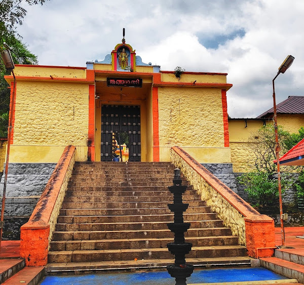 Achankovil Sri Dharmasastha Temple- Kerala – lightuptemples