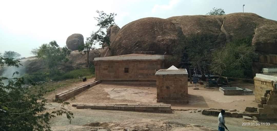 Malayadipatti Thirumal Cave Temple, Pudukkottai - lightuptemples