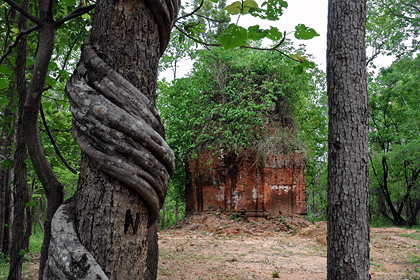 Prasat Chamres (Chamreh) – Cambodia
