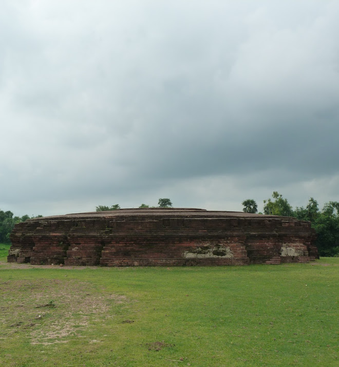 பாரத்பூர் புத்த ஸ்தூபம், மேற்கு வங்காளம்