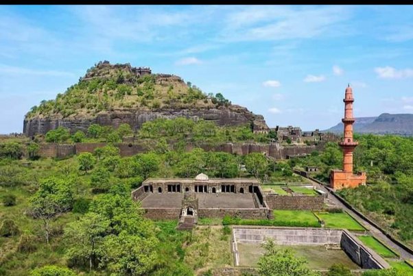 தேவகிரி கோட்டை (தௌல்தாபாத்) சமண கோயில், மகாராஷ்டிரா