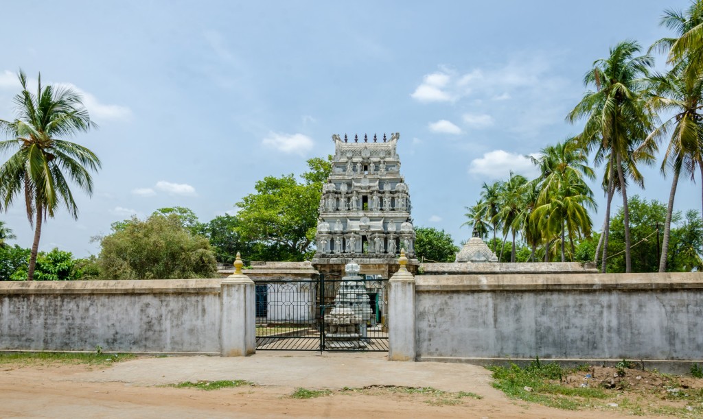 Idayaaru Sri (Idaiyattrunathar) Marundeeswarar Temple, Villupuram