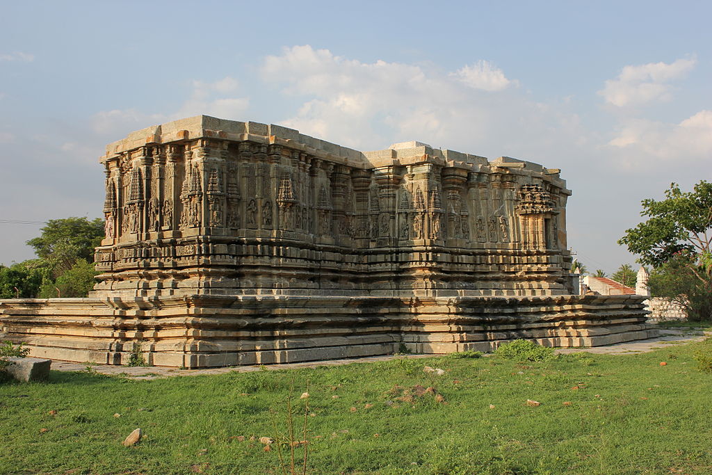 Jinanathapura Shantinatha (Shanteshvara) Basadi – Karnataka