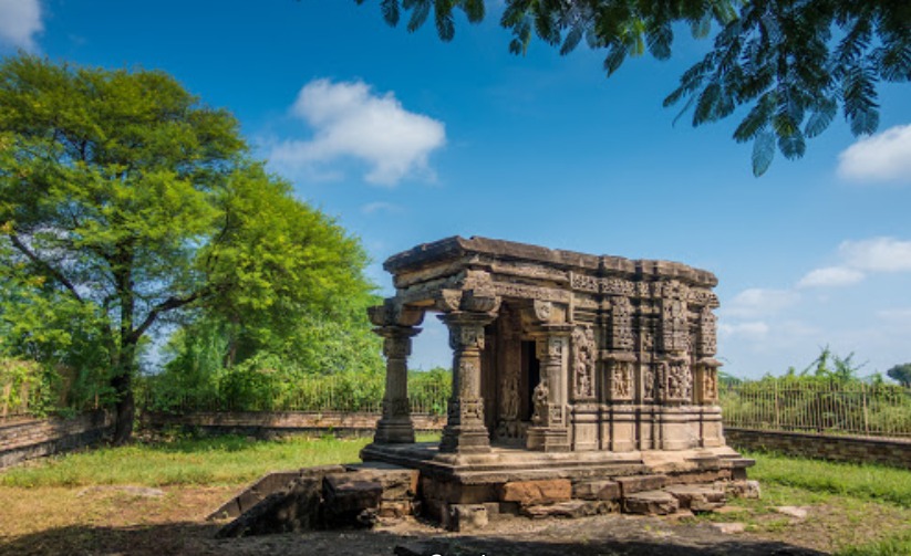 Kadwaha Pachhali Marghat-B Temple, Madhya Pradesh