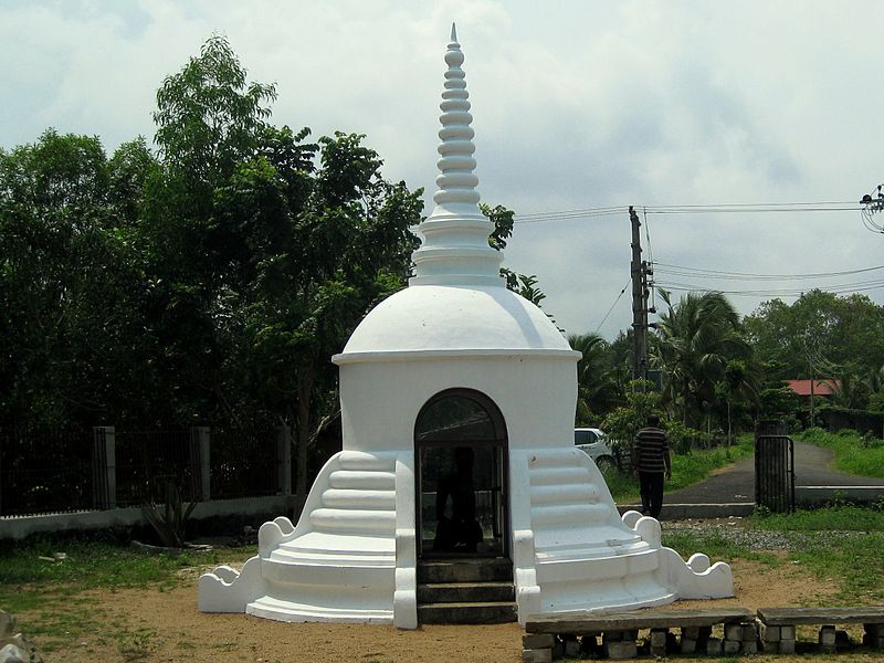 கருமாடிக்குட்டன் புத்தர் கோவில், கேரளா