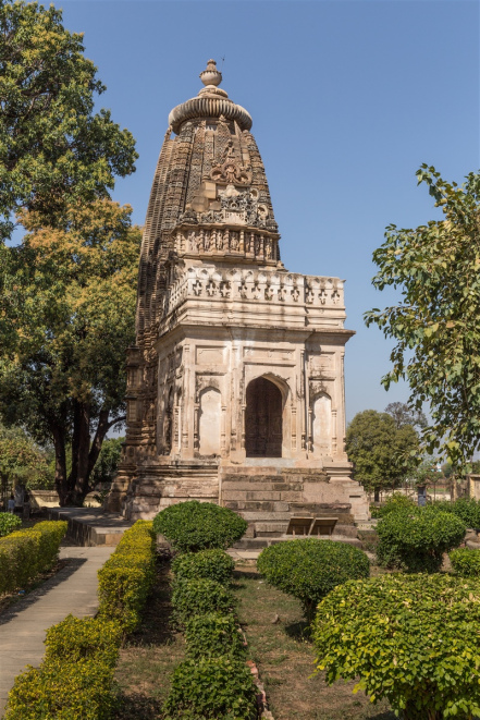 கஜுராஹோ ஆதிநாதர் கோயில், மத்தியப் பிரதேசம்