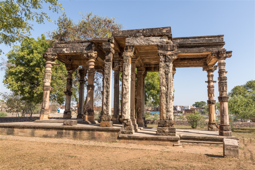 கஜுராஹோ காந்தாய் கோயில், மத்தியப் பிரதேசம்