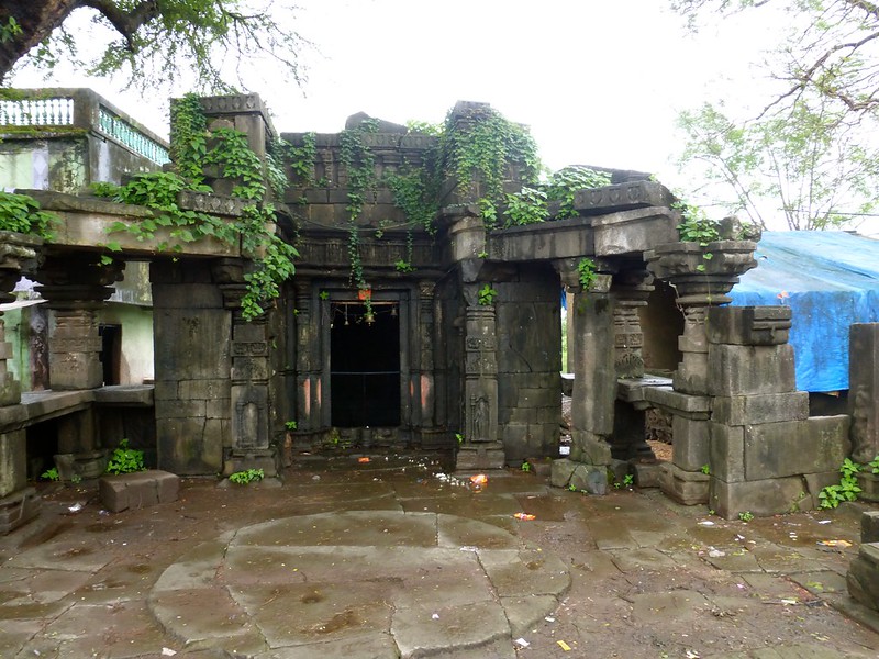 Lonad Shiva Temple, Maharashtra