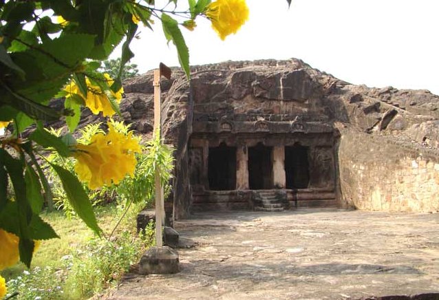 முகல்ராஜபுரம் குடைவரைக் கோவில், ஆந்திரப் பிரதேசம்