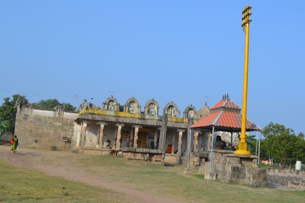 Munnur  Adavalleeswarar Temple, Villupuram