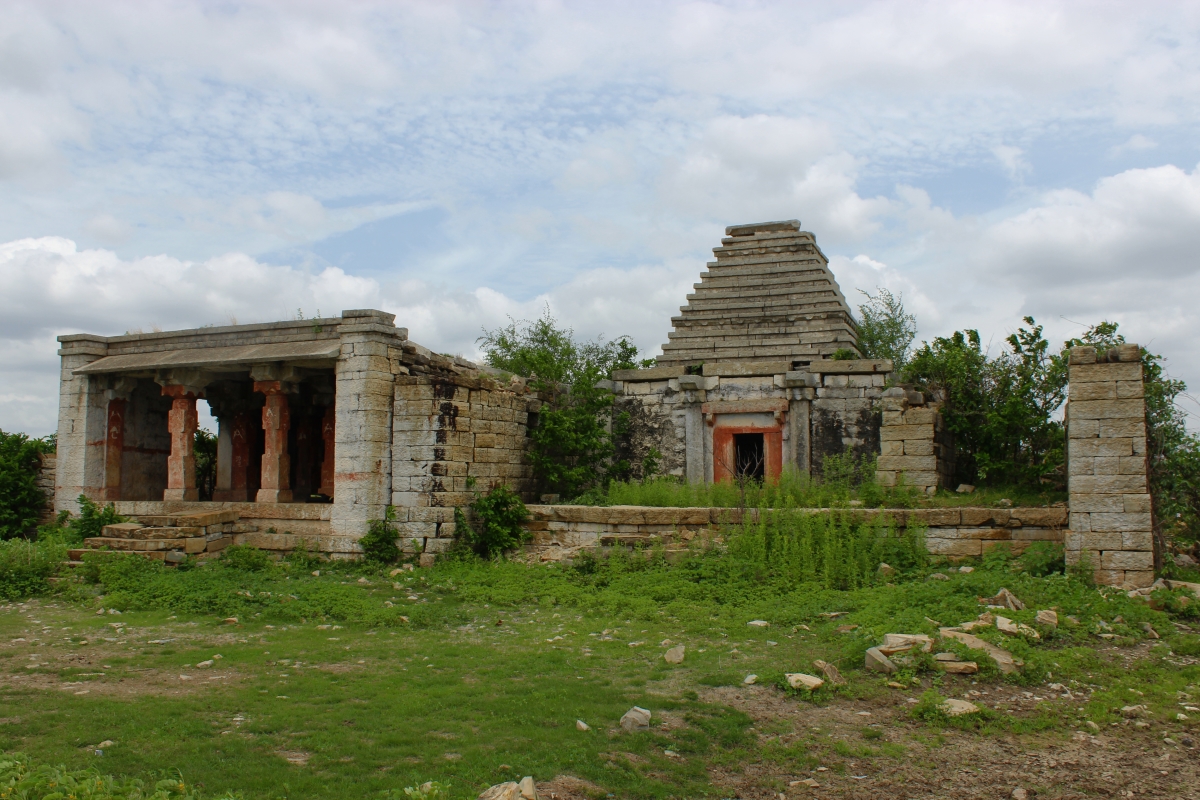 Nagavi Nandibaavi Temples, Karnataka