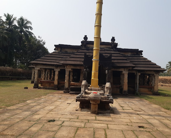நேமினாதர் பசாடி சமண கோயில், கர்நாடகா