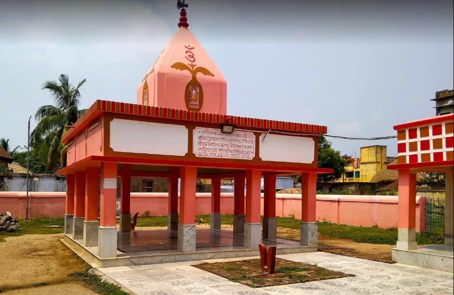 Sri Bahula Shakti Peeth temple,   West Bengal