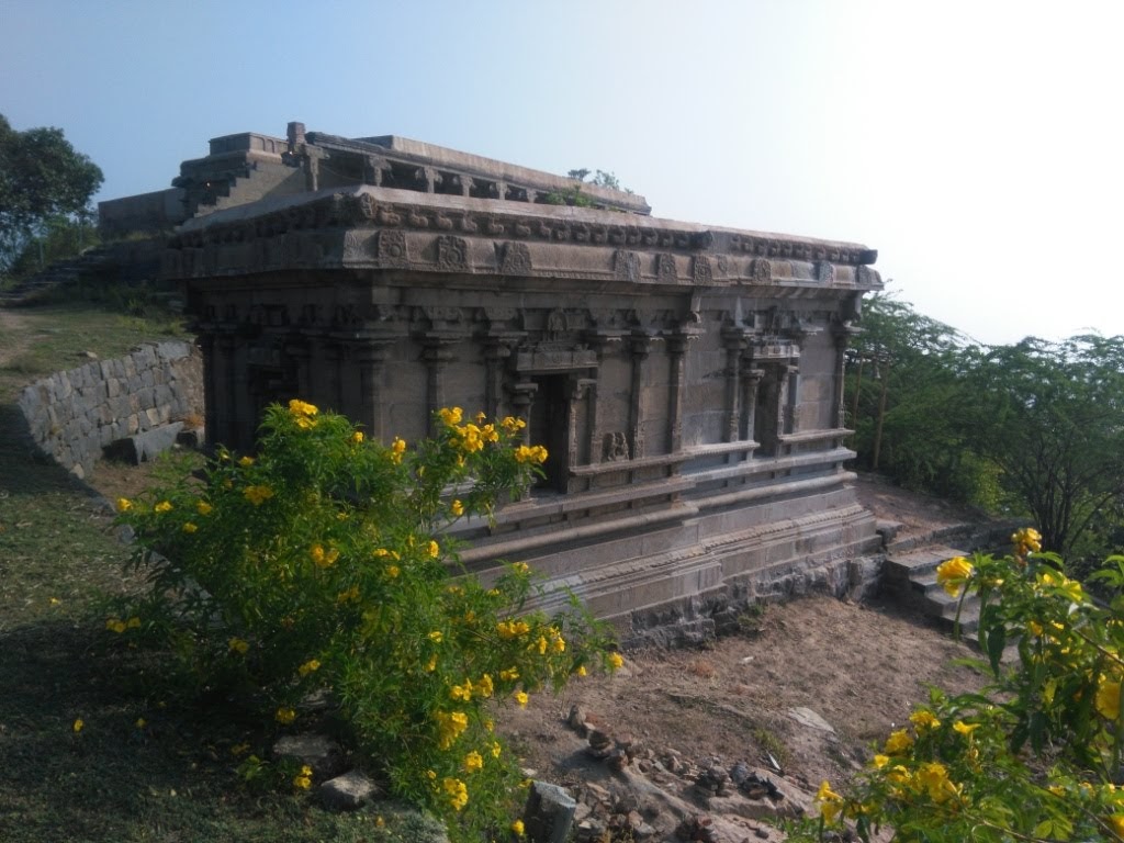 Sri Mukthialeeswarar Temple, Perumukkal