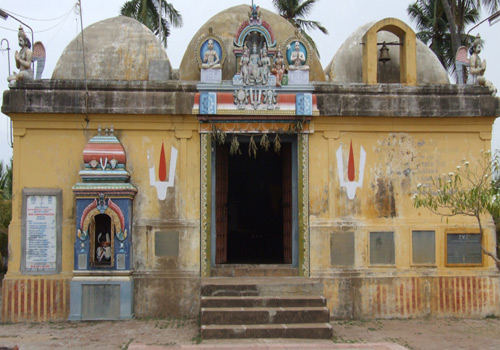 Thirunangur  Sri Vaikundanathar Temple (Thiruvaikunda Vinnagaram), Mayiladuthurai