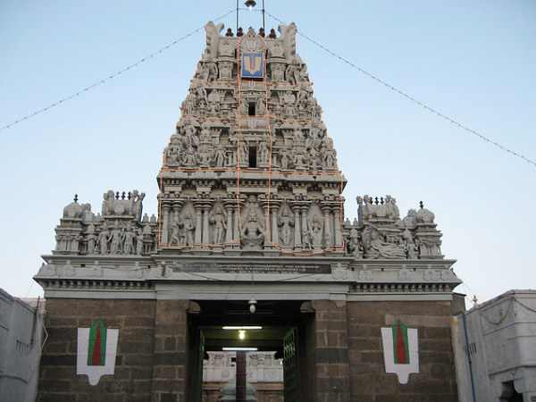 Thiruvallikeni  Sri  Venkatakrishna Parathasarathy Perumal Temple- Chennai
