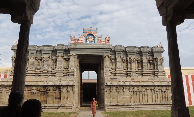 Thiruvaikundam  Sri Kailasanathar  (Sani)Temple (Nava Kailasam),  Thoothukudi