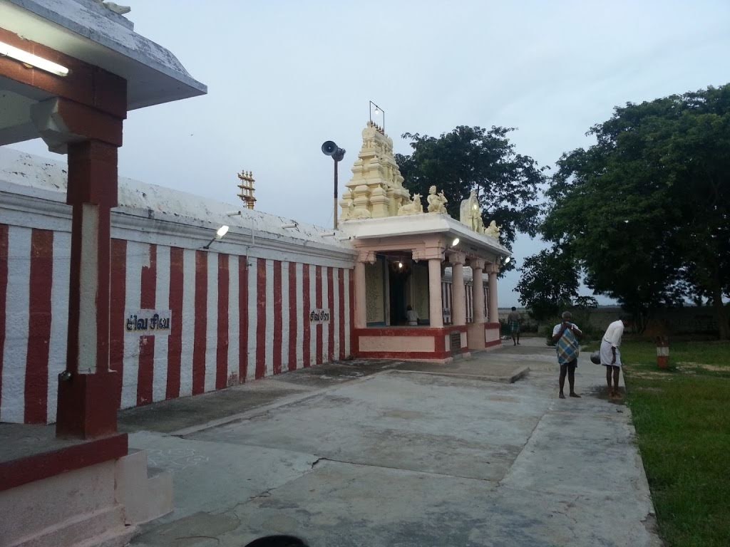 வளர்புரம் நாகேஸ்வரர் கோவில், வேலூர்