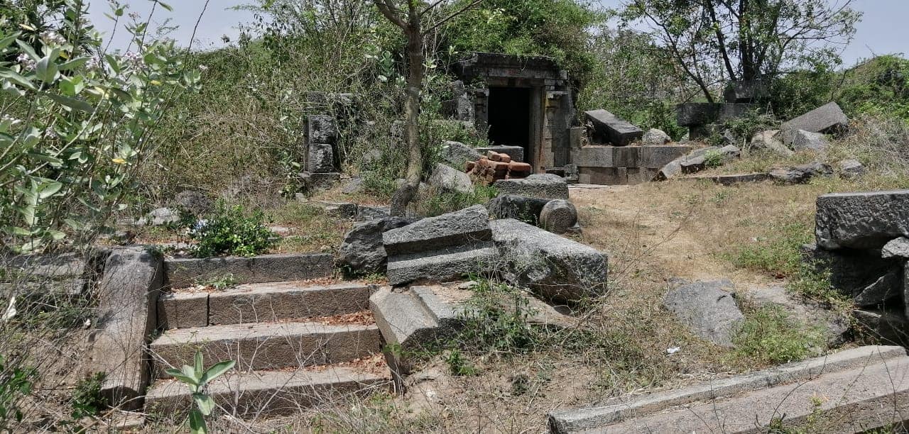 Sri Malyayutha Nathar Udanurai Sithalambika Temple, Kanchipuram
