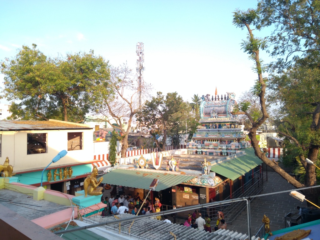 Ambur Periya Anjaneyar Temple,  Vellore